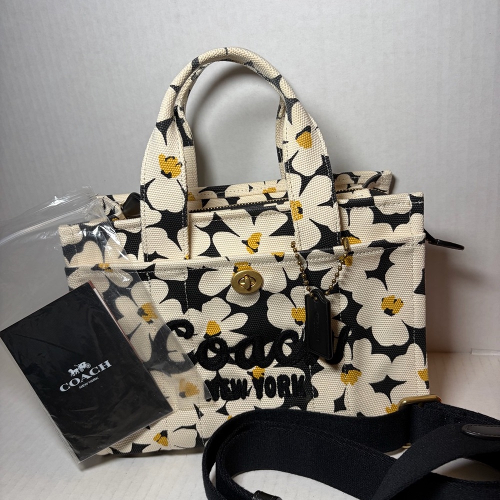 Coach Cargo Floral Print Canvas Tote 26 Chalk Multi NWT & Dustbag